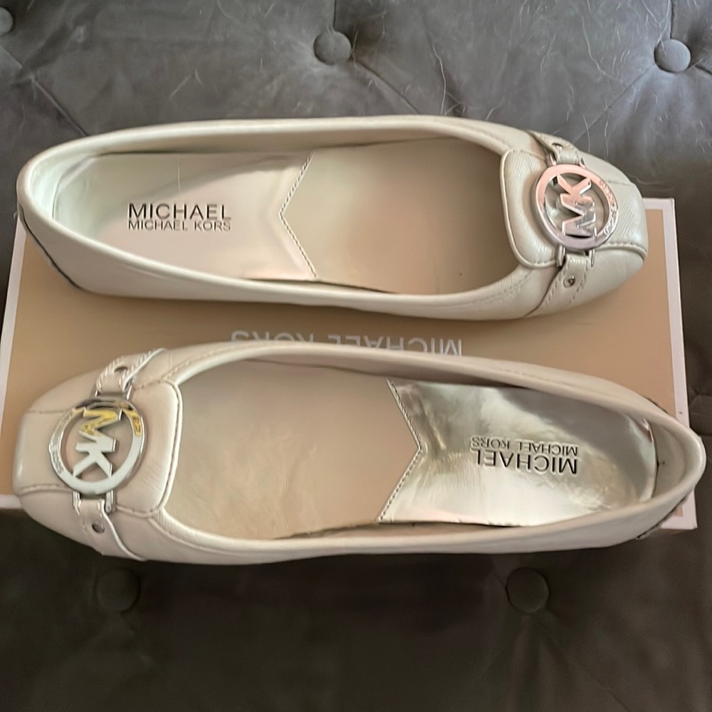 Michael Kors flats